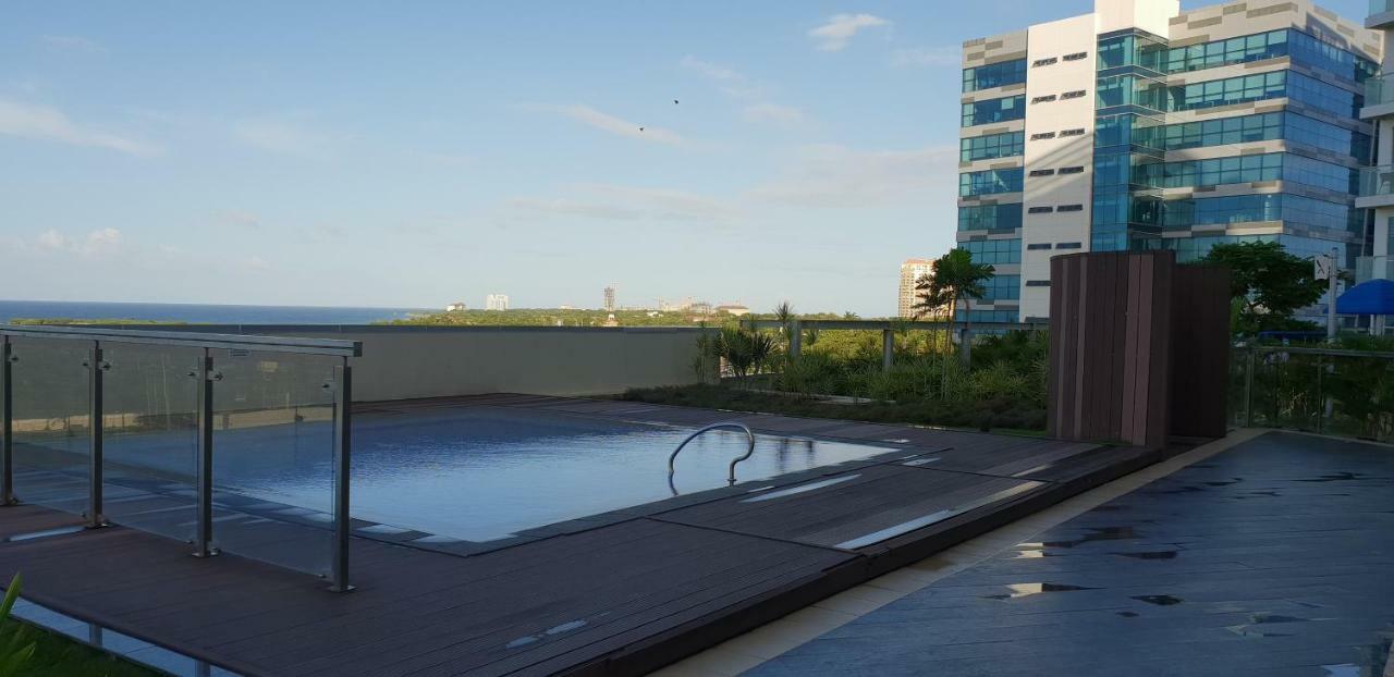 Apartment Sea View At Mactan Newtown Lapu-Lapu City Esterno foto