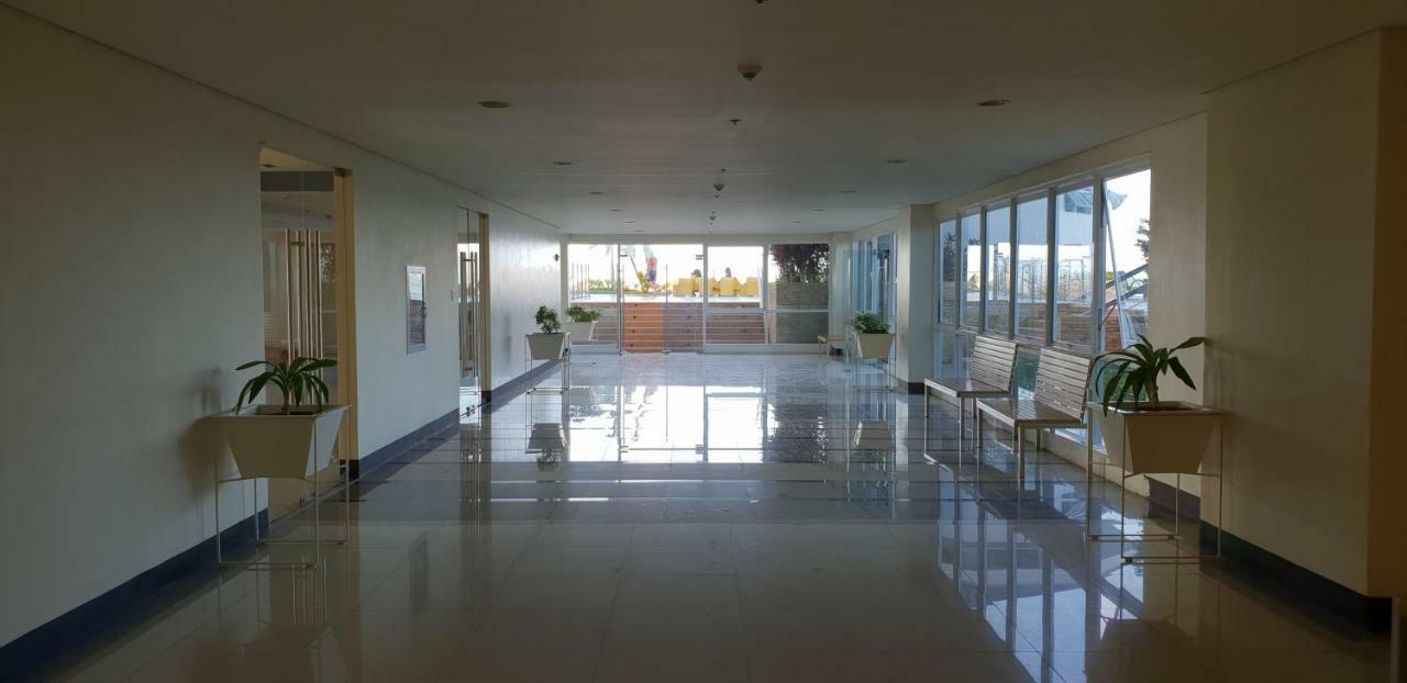 Apartment Sea View At Mactan Newtown Lapu-Lapu City Esterno foto